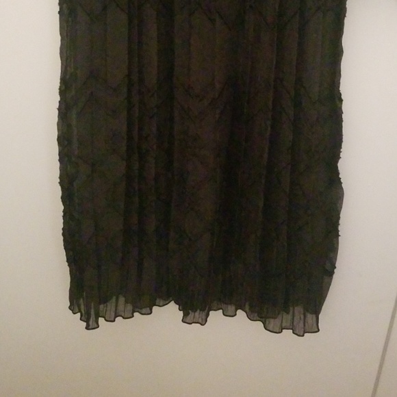NWT- Max Studio, Pleated Material-Black Long Dress - Picture 4 of 8